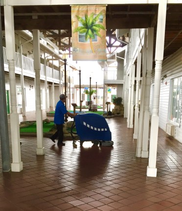 748FFAD9-75E4-48A8-B558-44A280549E47