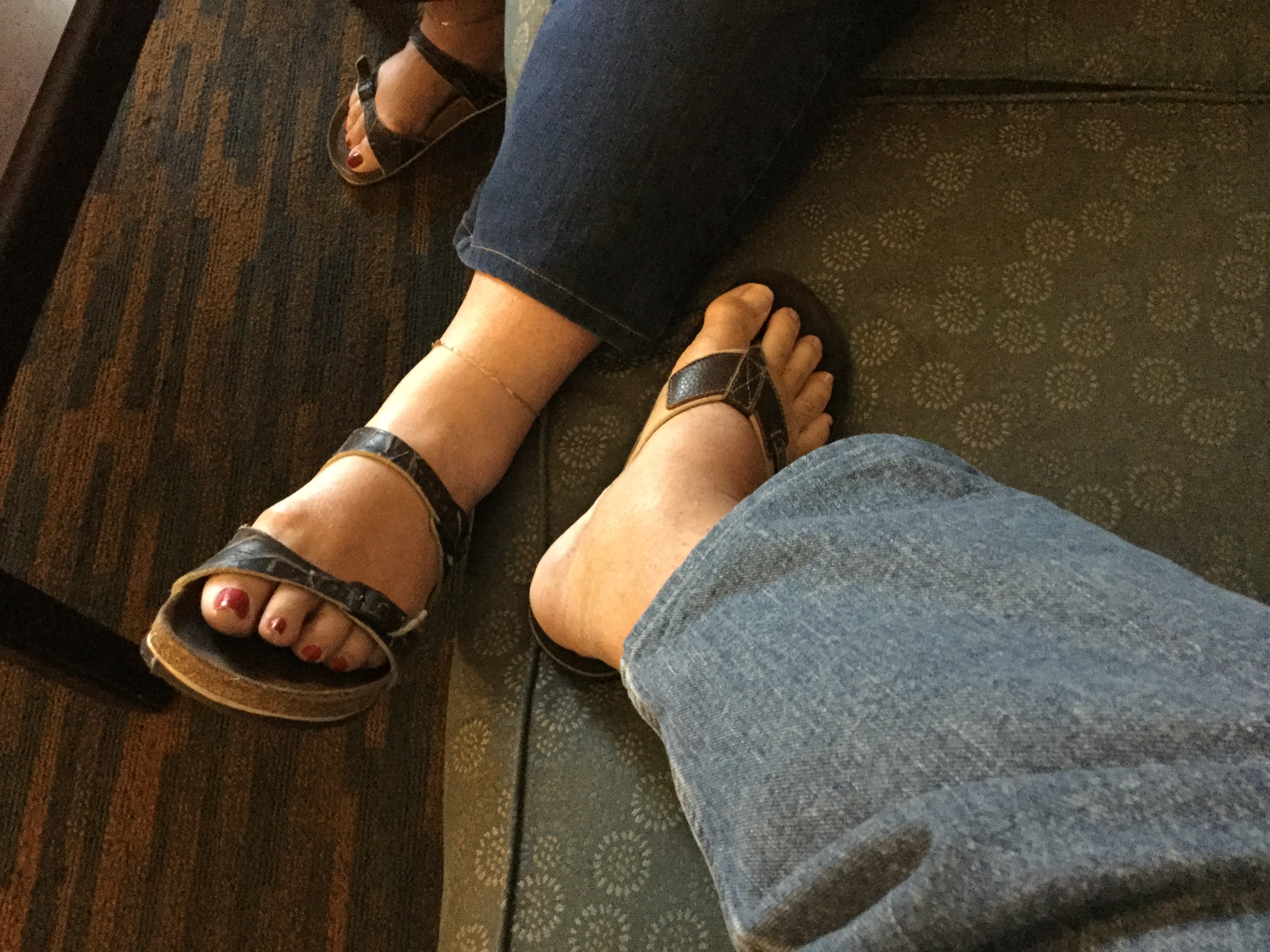 44C693D2-831E-479A-BCC7-33F817F54850